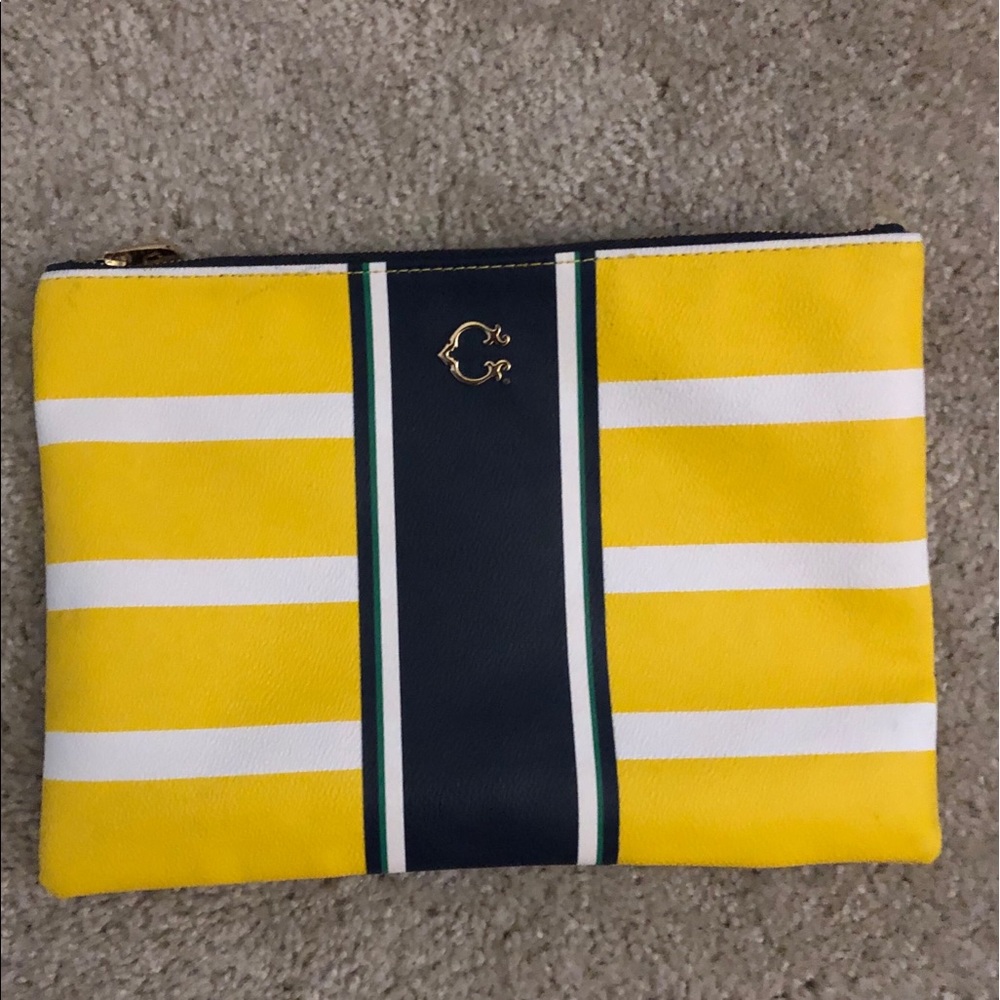 C wonder clutch